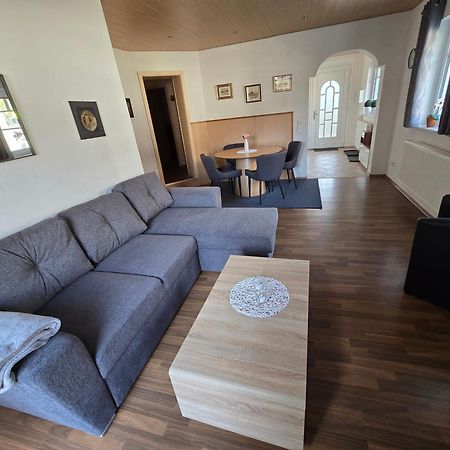 Ferienwohnung Gashi Winterberg Eksteriør billede